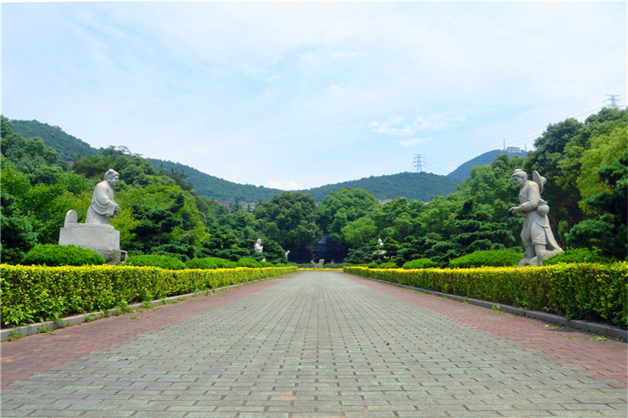 陵园道路